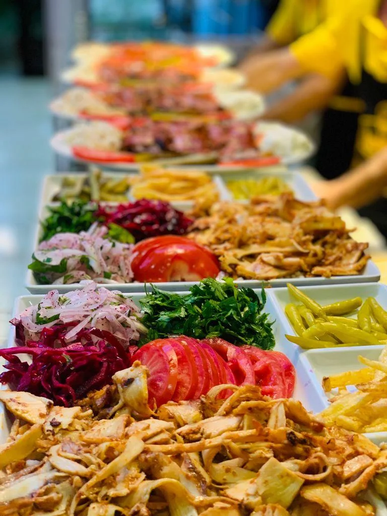 Pilav Üstü Tavuk Döner