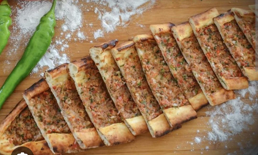 Karadeniz Güveç Pide
