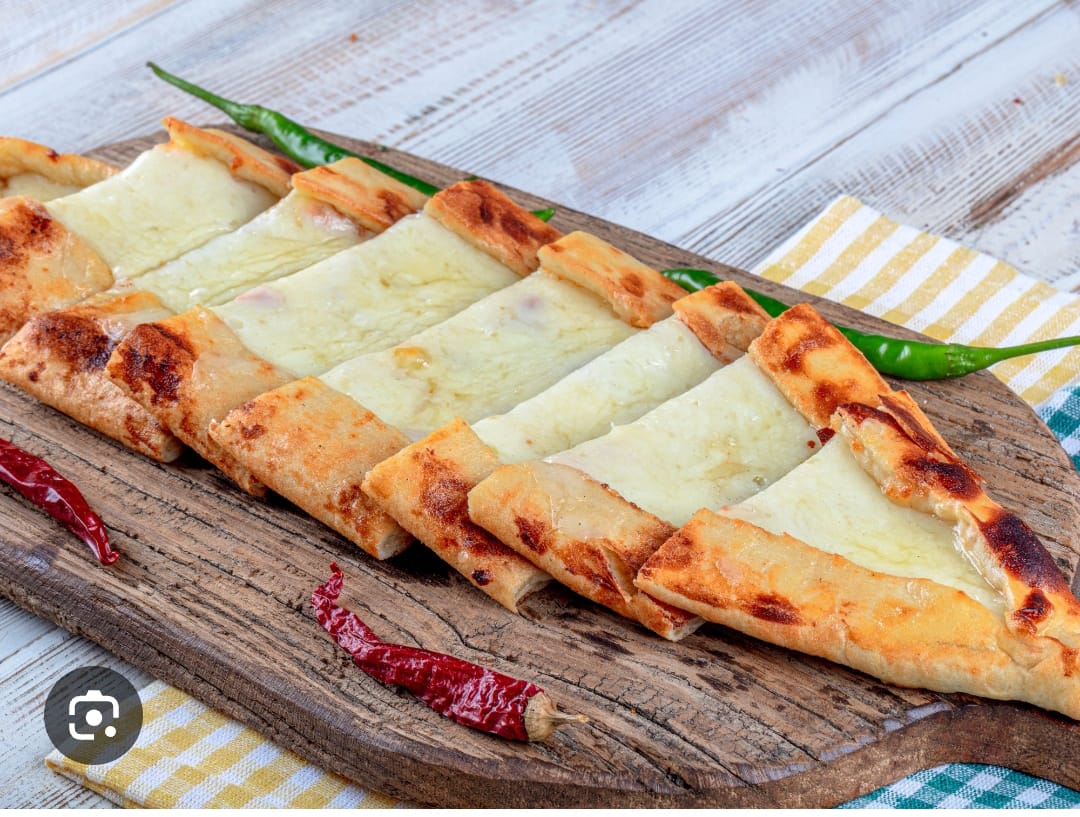 Karadeniz Güveç Pide