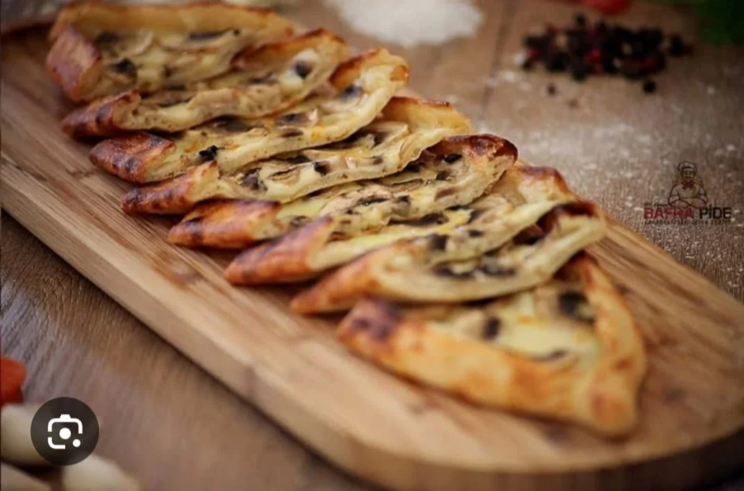 Karadeniz Güveç Pide