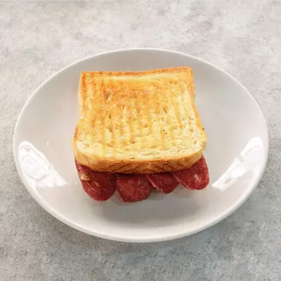Sucuklu Tost