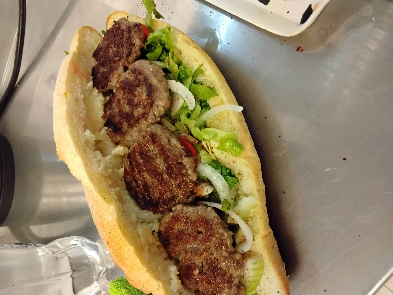 Köfte Ekmek