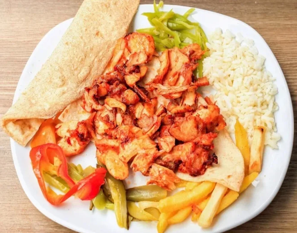 Pilav Üstü Tavuk Döner