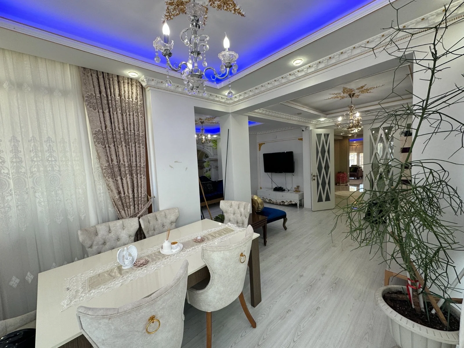 SATILIK VİLLA