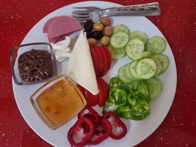 KAHVALTI TABAĞI