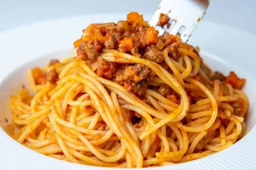 BOLONEZ PENNE MAKARNA