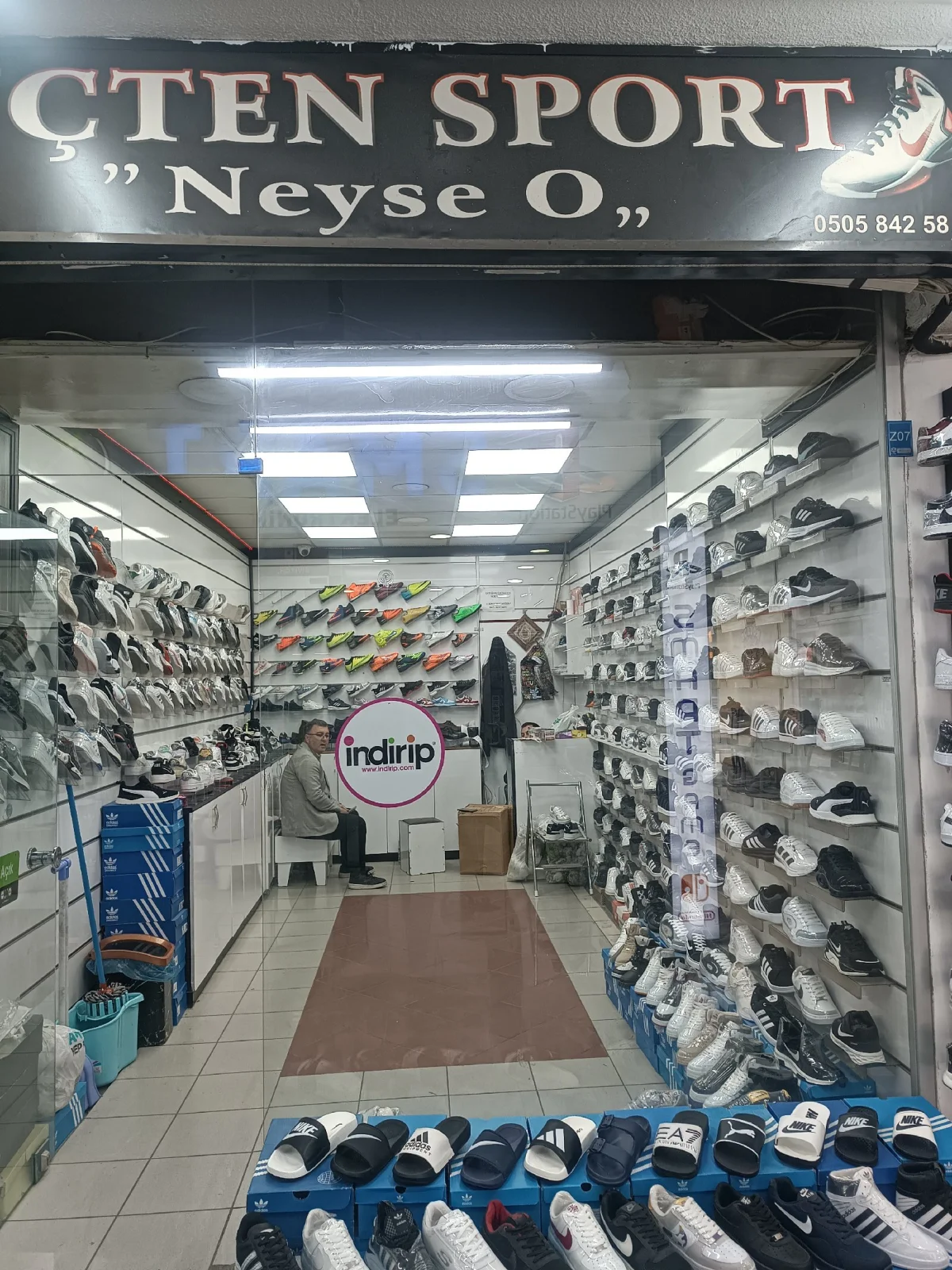İçten Spot